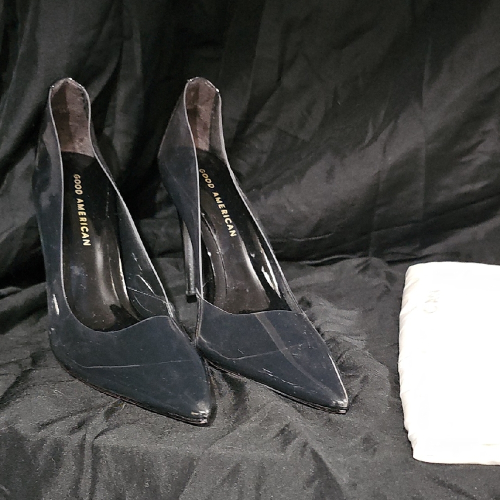 Good American Sleek Black Heels
